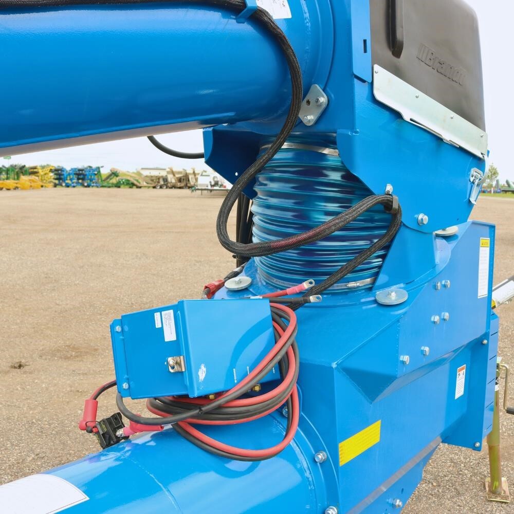 2026 Brandt 1390HP+ Augers and Conveyor