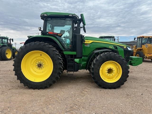 2024 John Deere 8R 370 Tractor