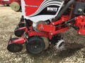 2015 White 9222 Planter