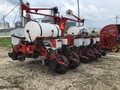 2015 White 9222 Planter