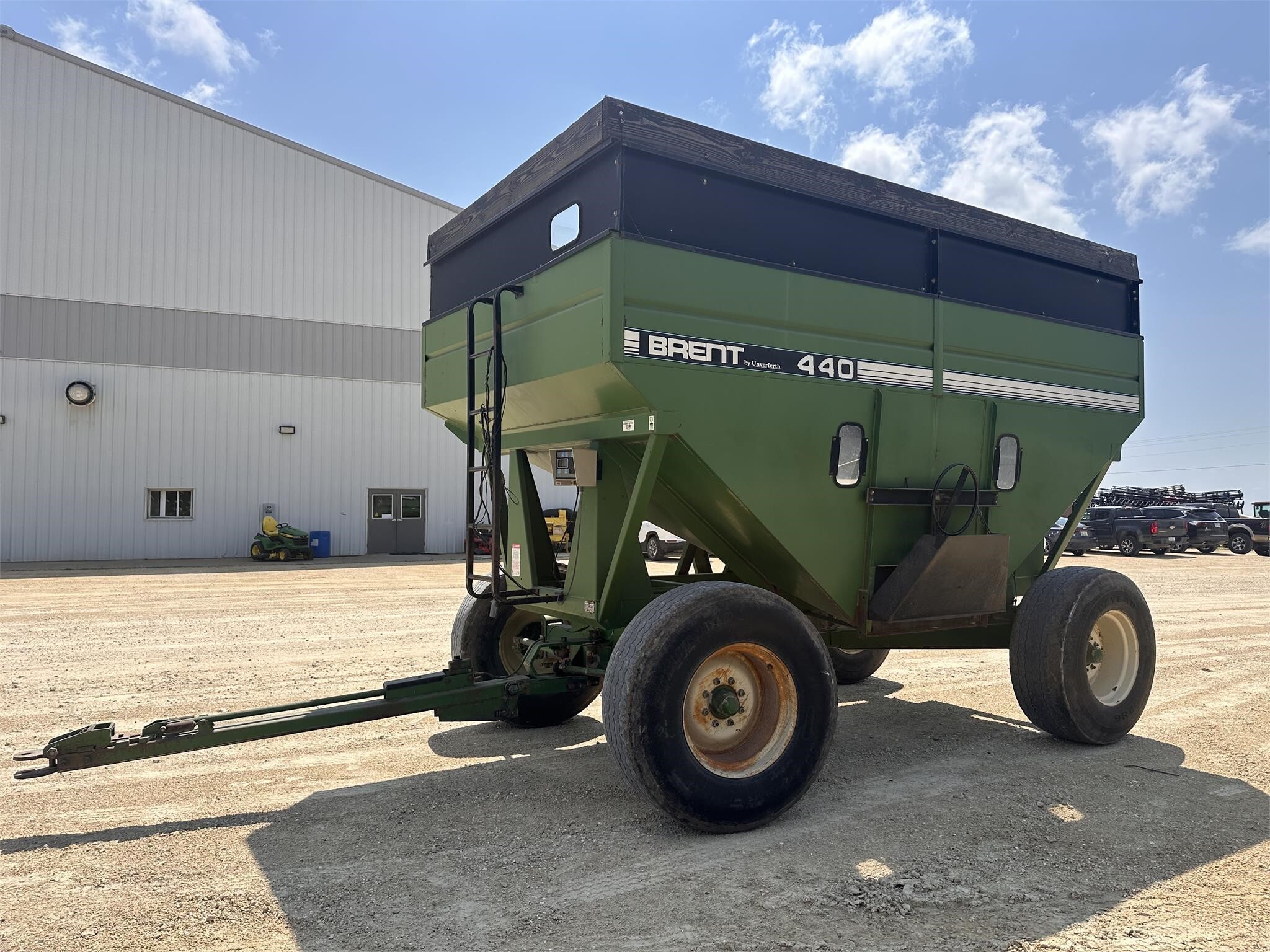  Brent 440 Gravity Wagon