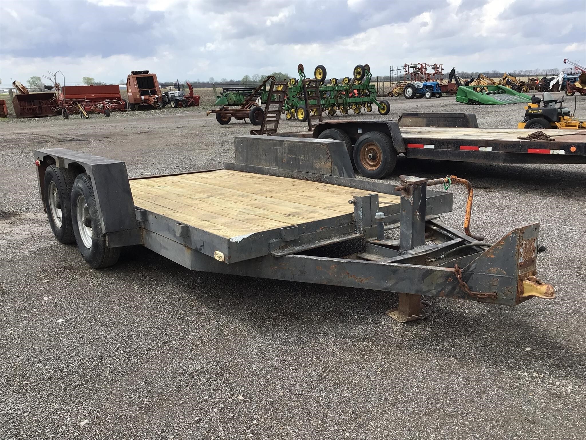 1900 Custom Built Tandem Axle Flatbed Trucks/Trailer