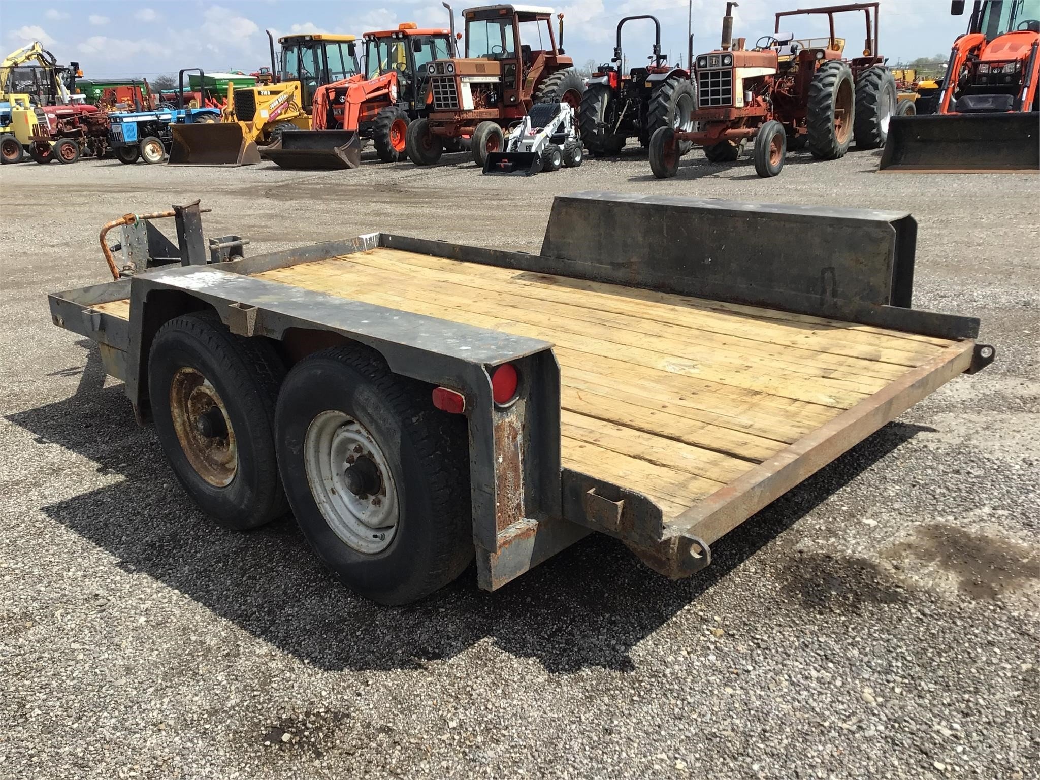 1900 Custom Built Tandem Axle Flatbed Trucks/Trailer