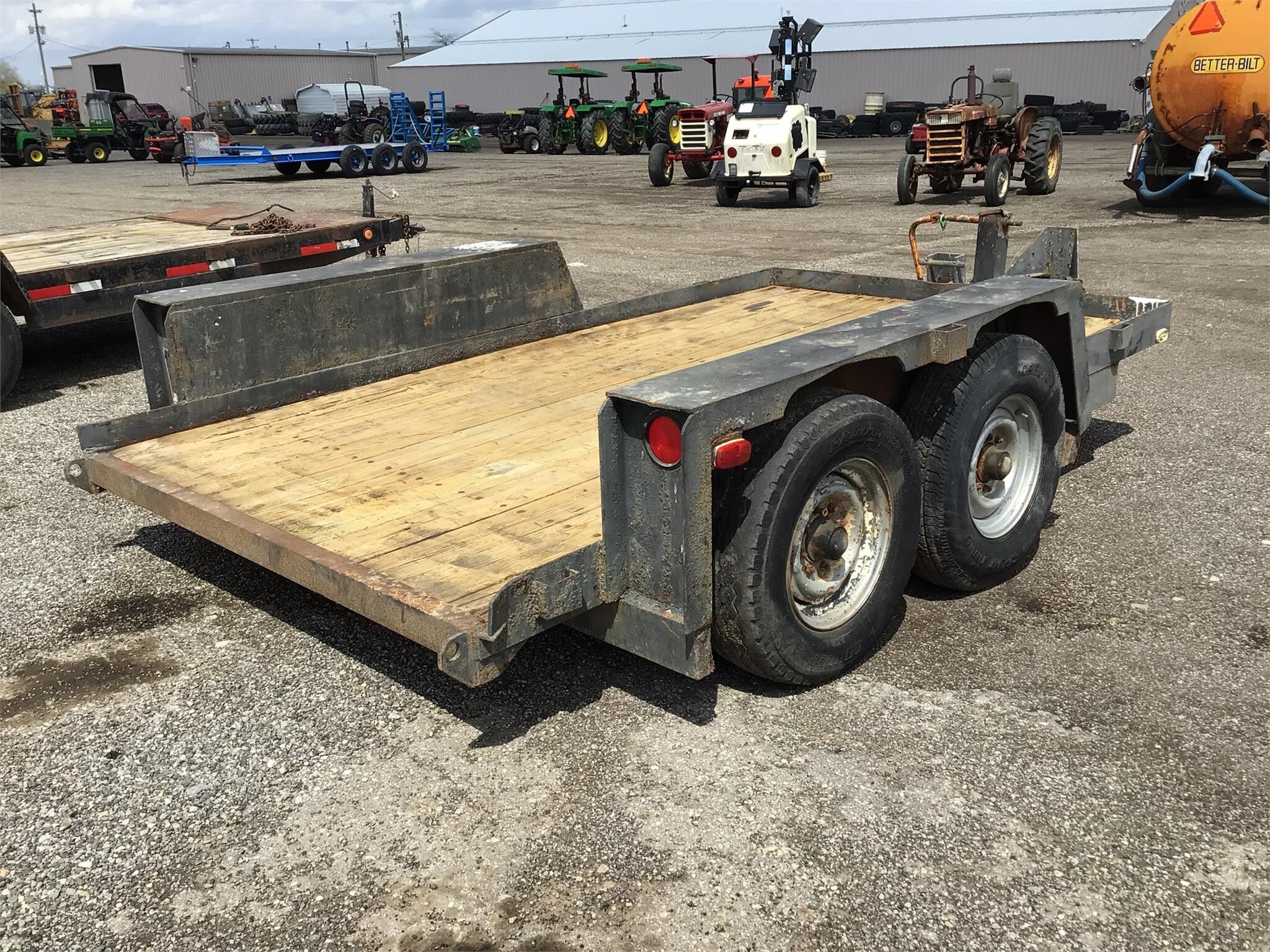 1900 Custom Built Tandem Axle Flatbed Trucks/Trailer