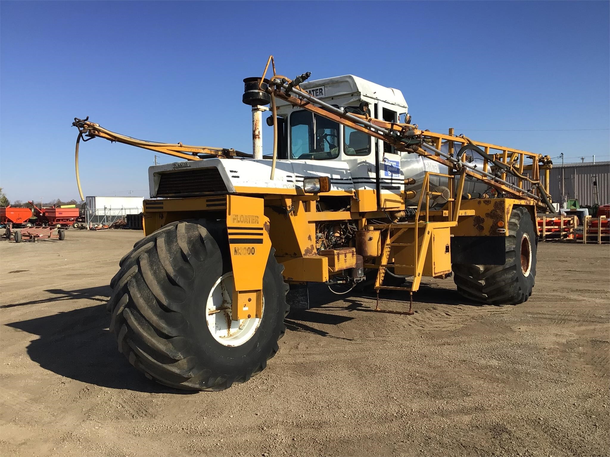  Floater M3000 Self-Propelled Sprayer