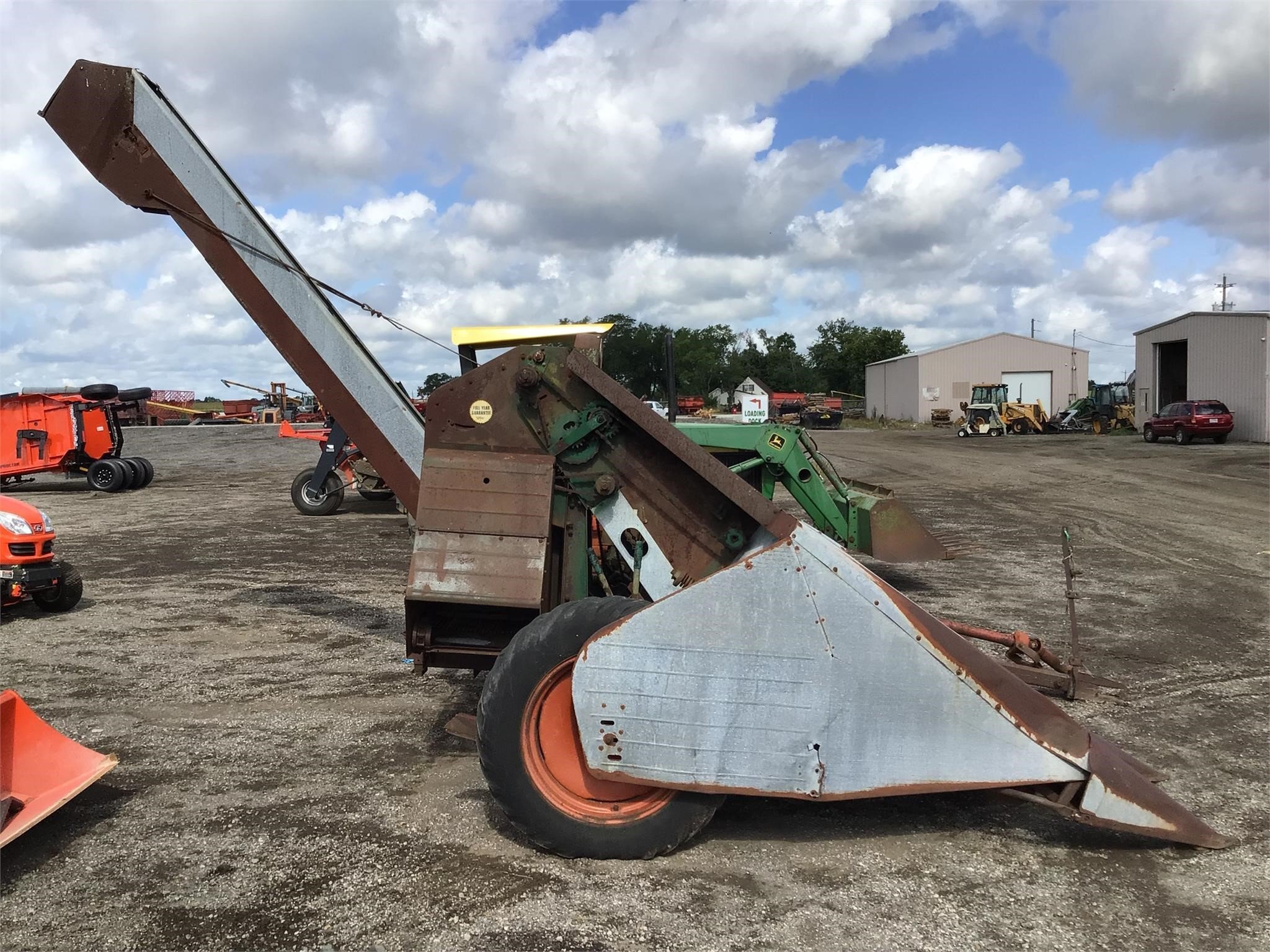  New Idea 311 Corn Picker