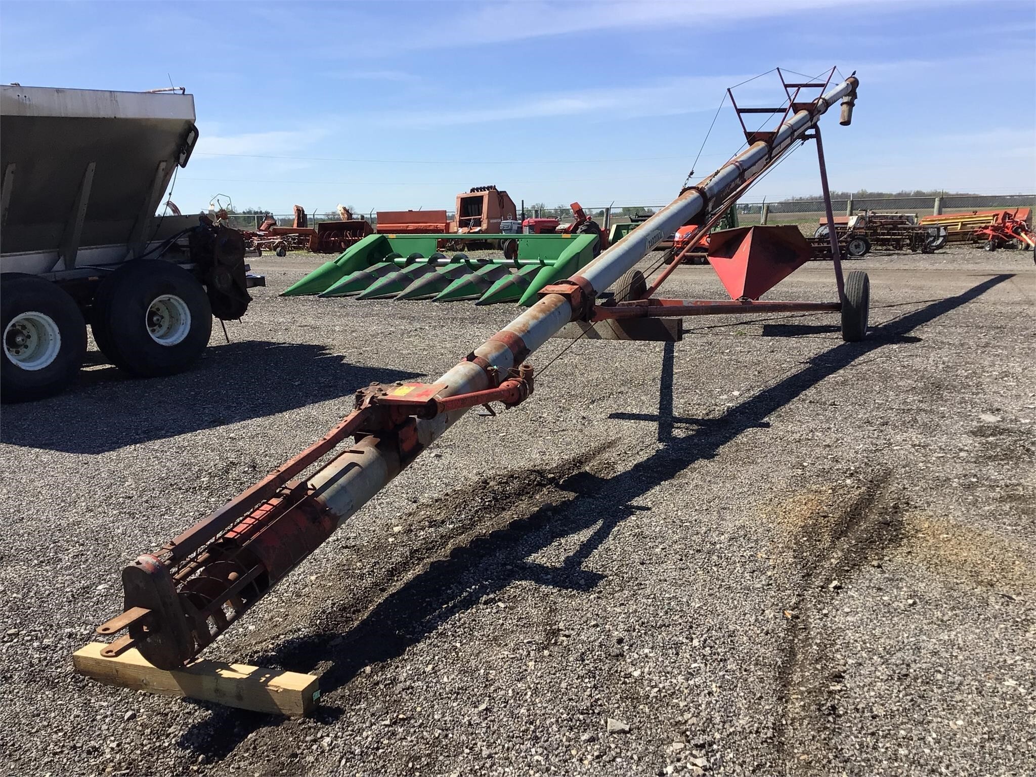  Cardinal 8x60 Augers and Conveyor