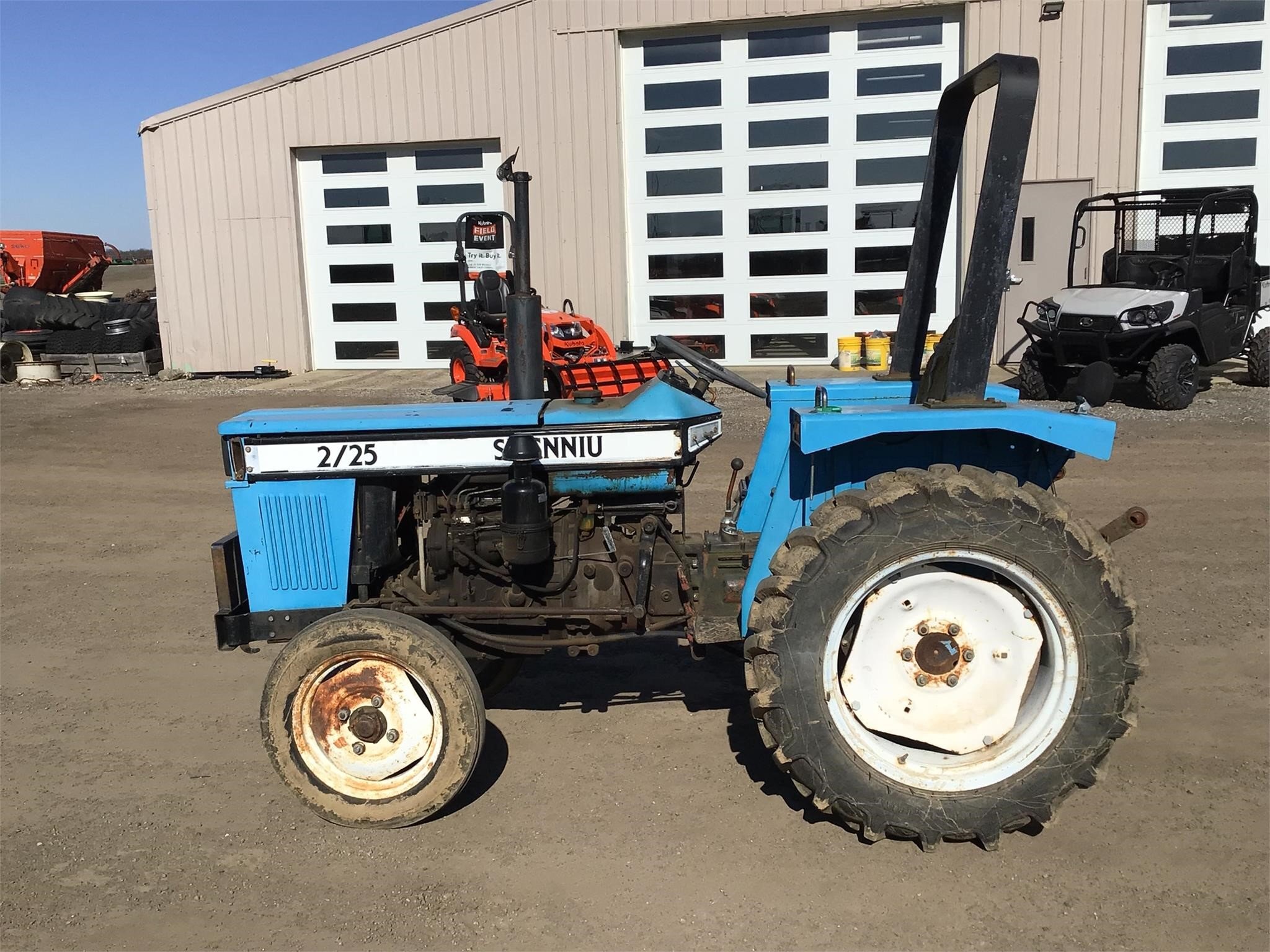  SHENNIU 2/25 Tractor
