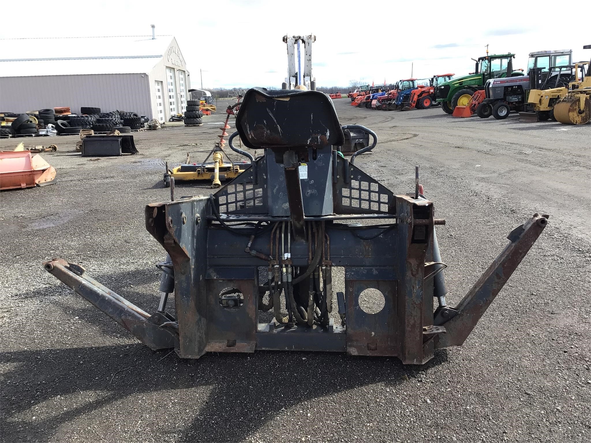  Melroe 811 Backhoe and Excavator Attachment