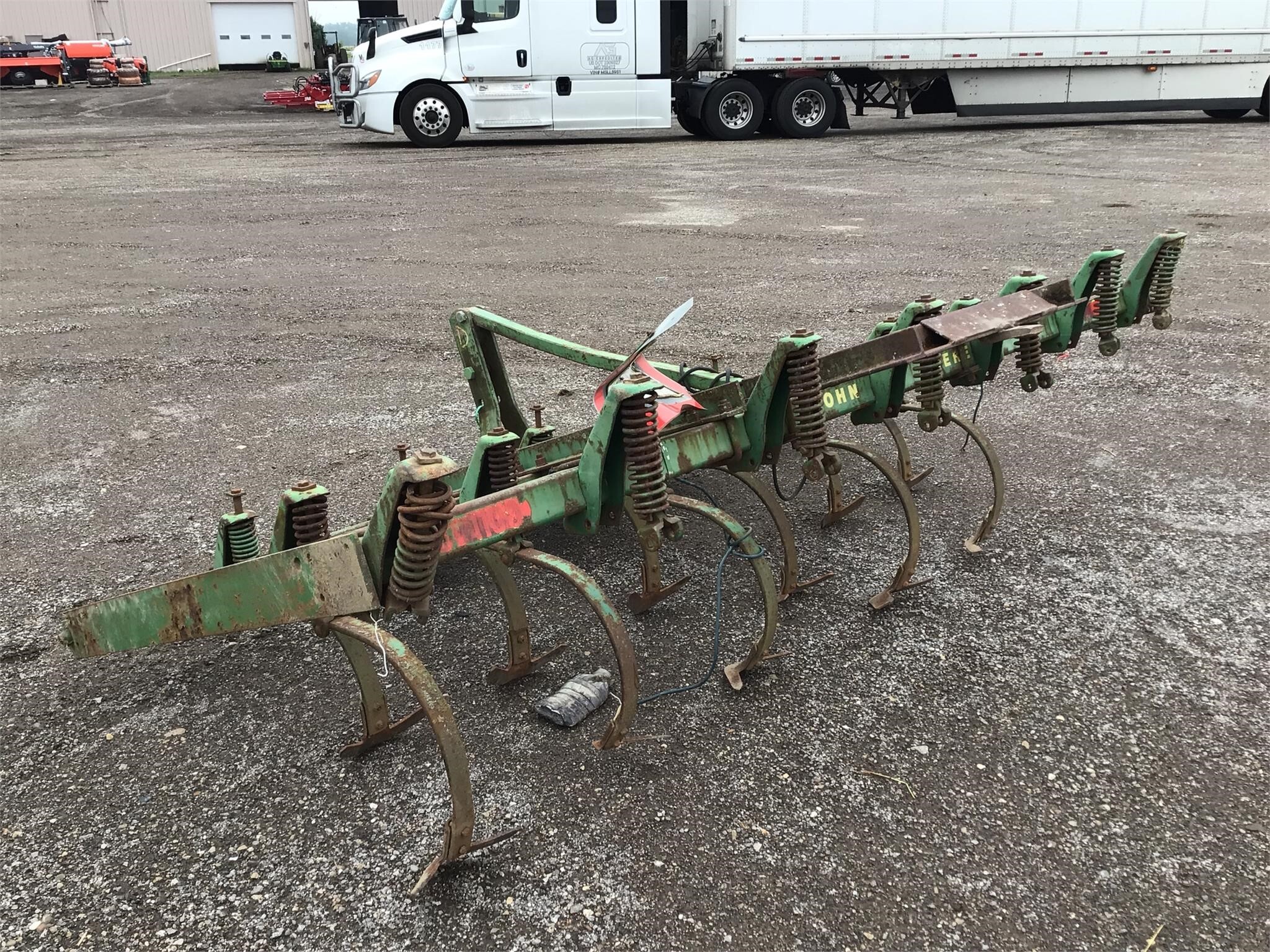  John Deere 1100 Field Cultivator