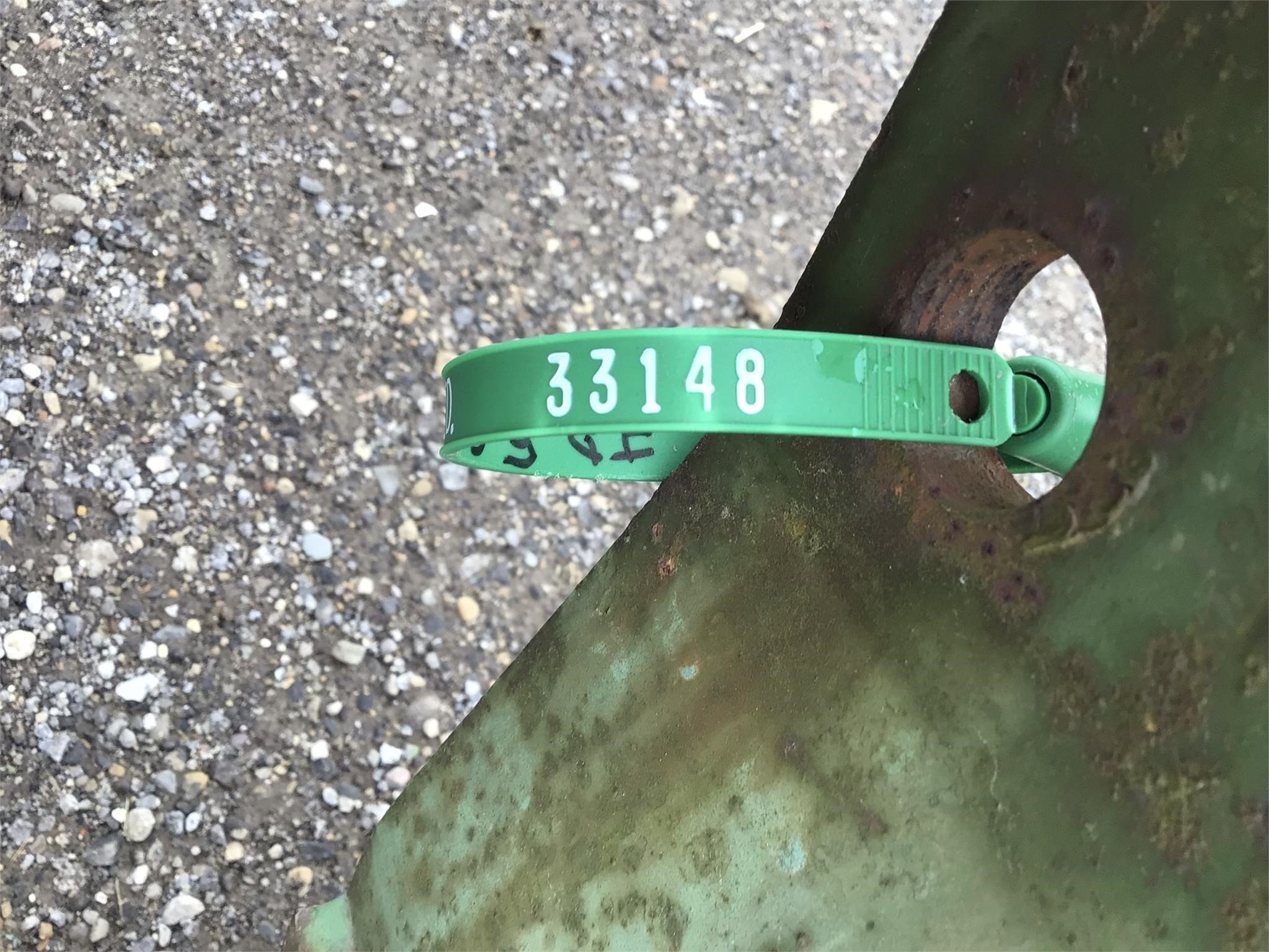  John Deere 1100 Field Cultivator