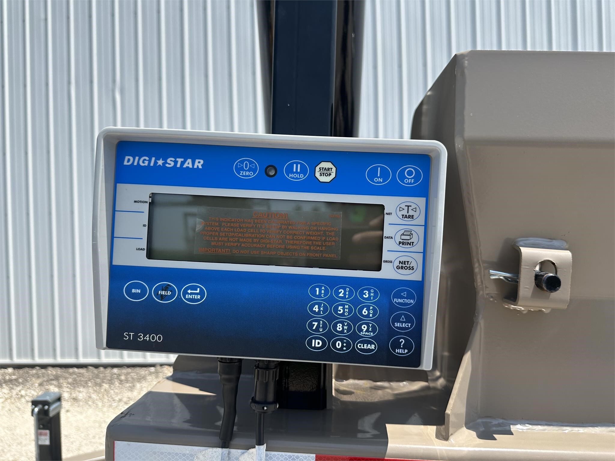  Travis Seed Cart HSC2200 Seed Tender