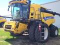 2020 New Holland CR8.90 Combine