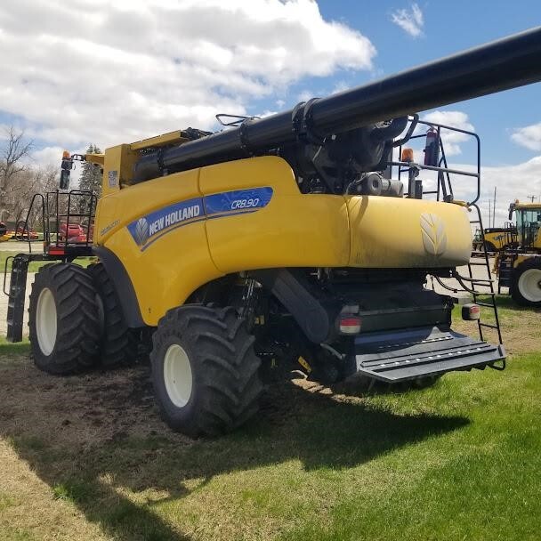2020 New Holland CR8.90 Combine