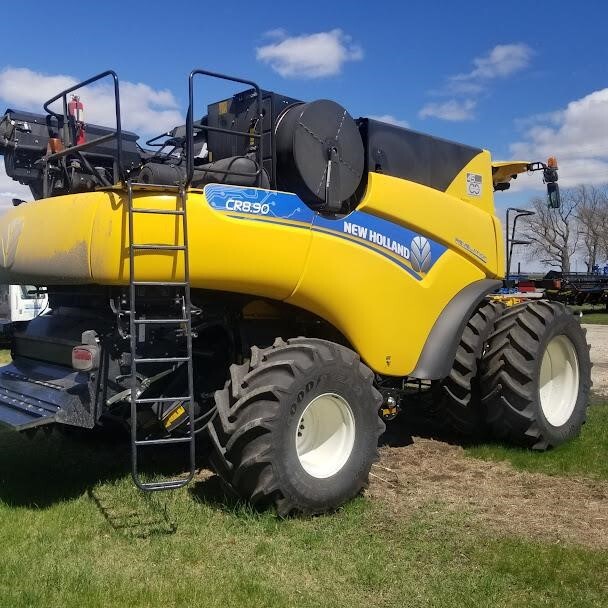 2020 New Holland CR8.90 Combine
