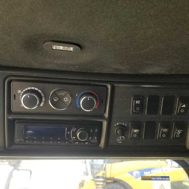 2020 New Holland CR8.90 Combine