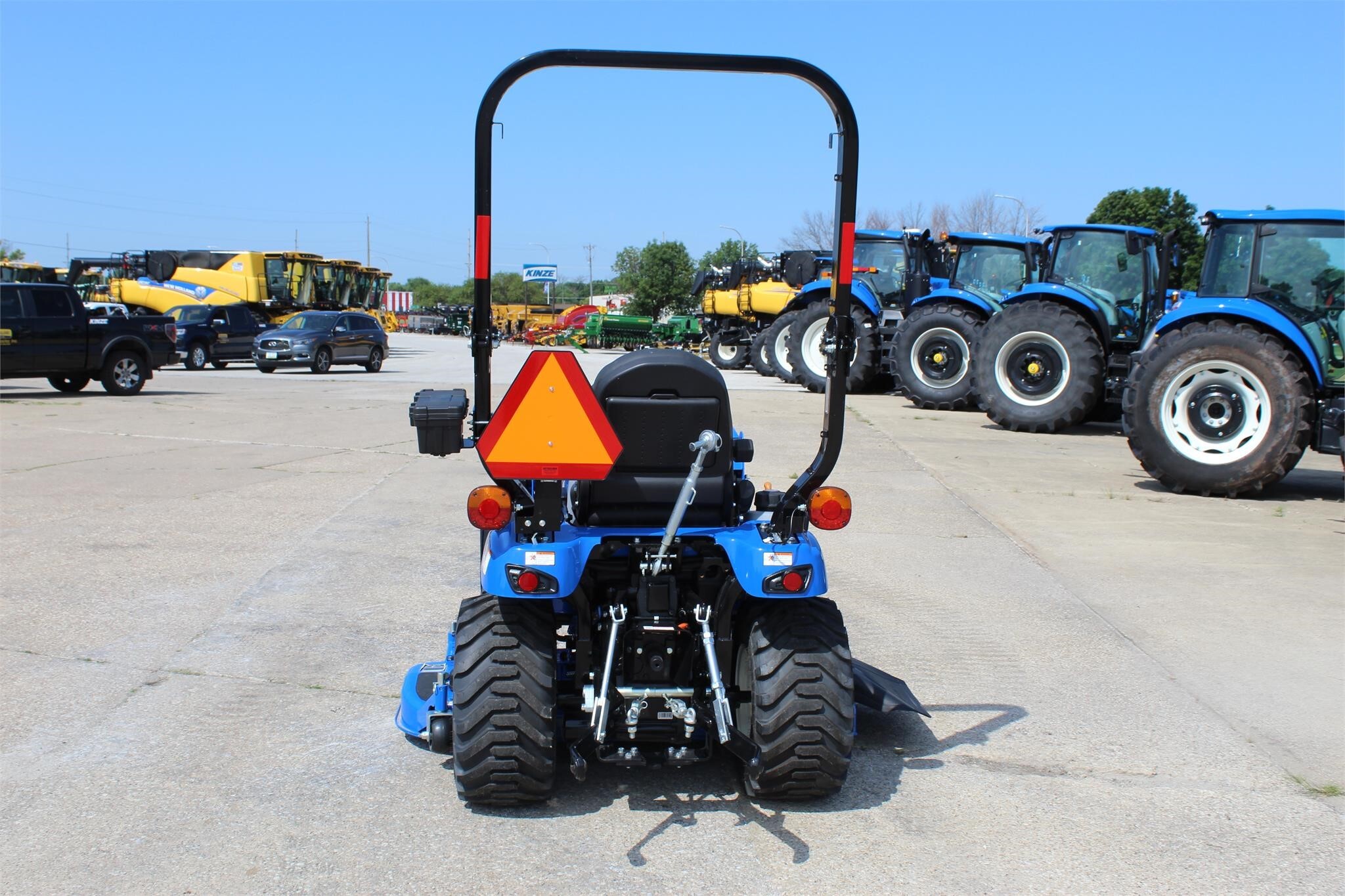 2023 New Holland WORKMASTER 25S Tractor