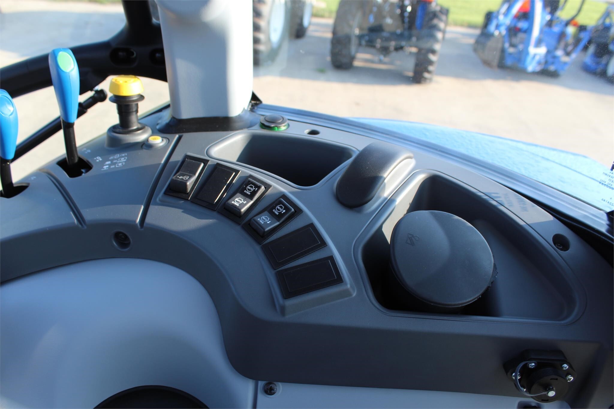 2024 New Holland Powerstar 100 Tractor