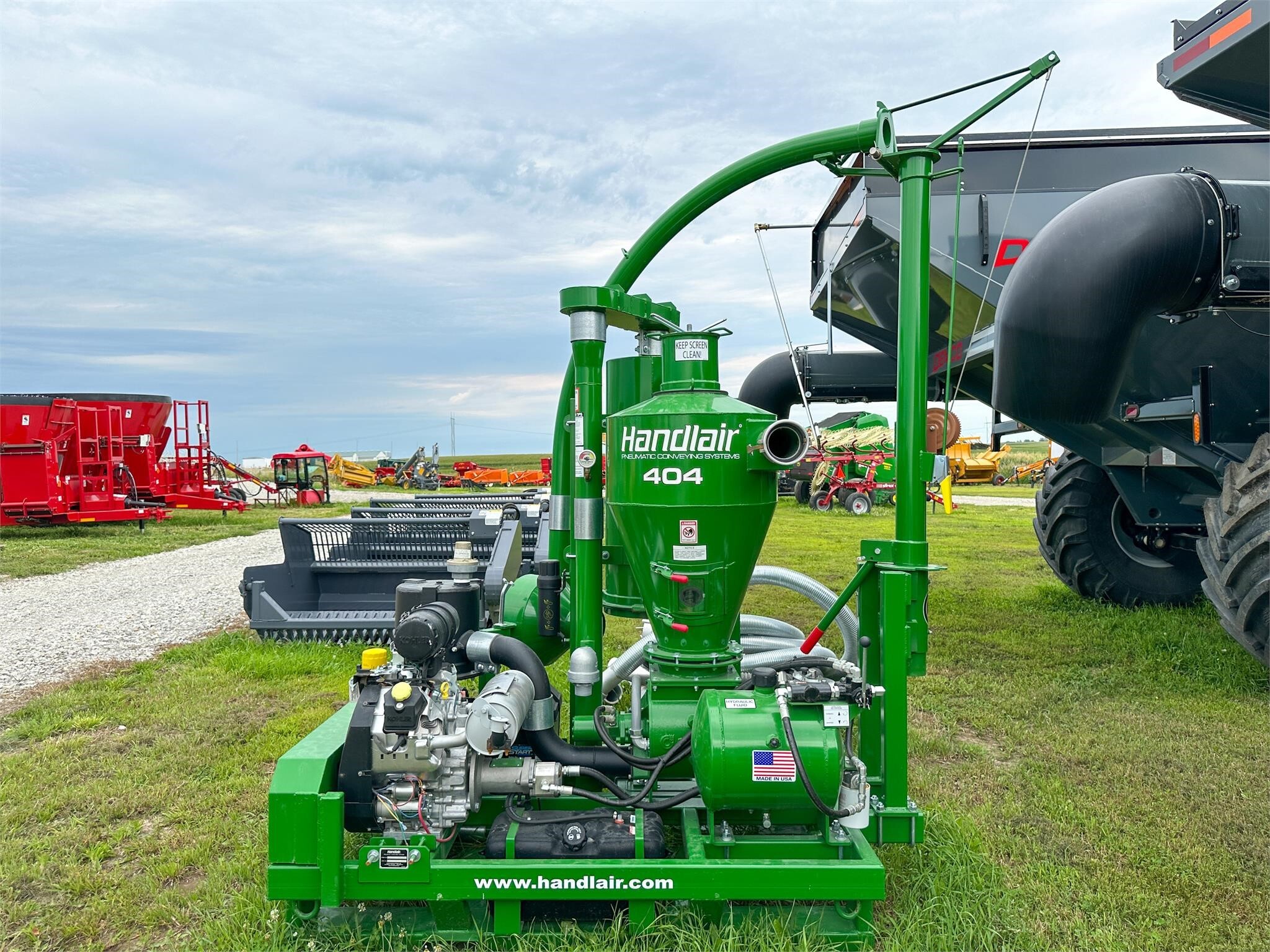 2026 Handlair 404 Grain Vac