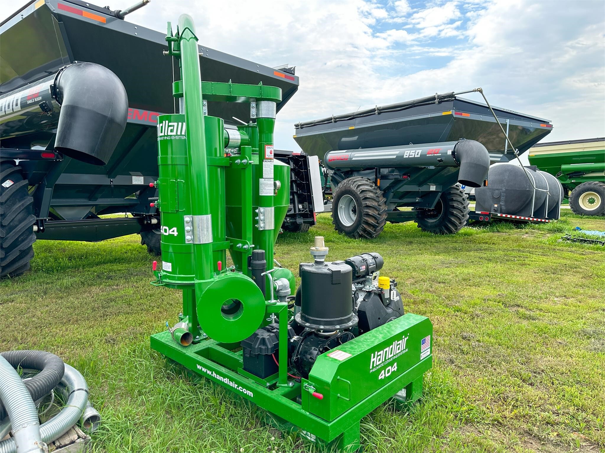 2026 Handlair 404 Grain Vac
