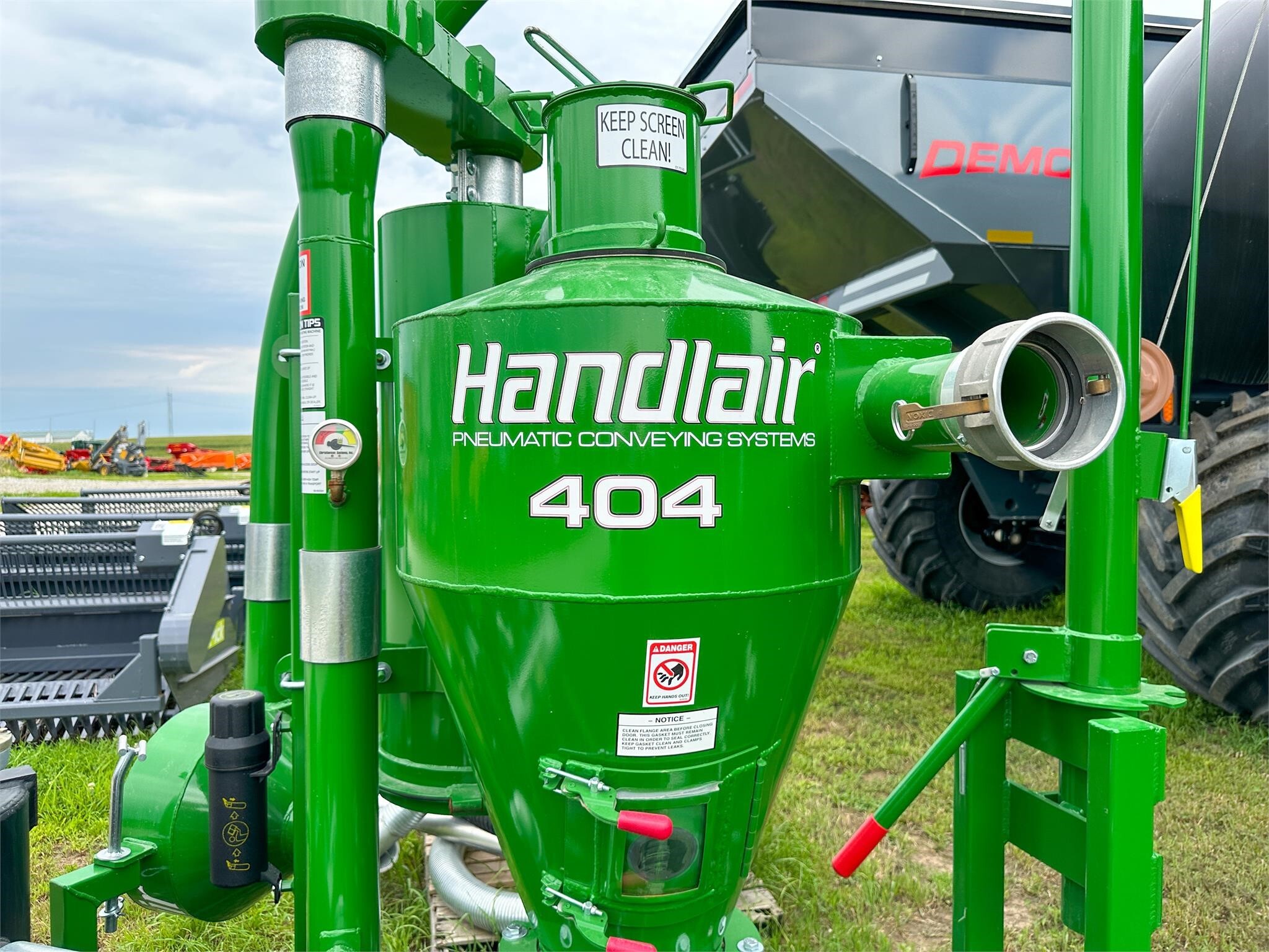 2026 Handlair 404 Grain Vac