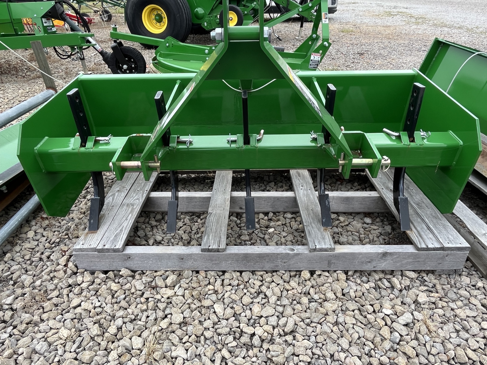 2024 Frontier BB5060 Blade