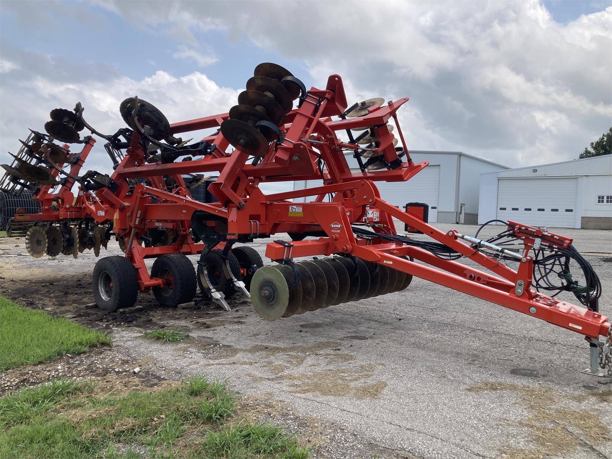2021 Kuhn Krause 4856-11 V Ripper