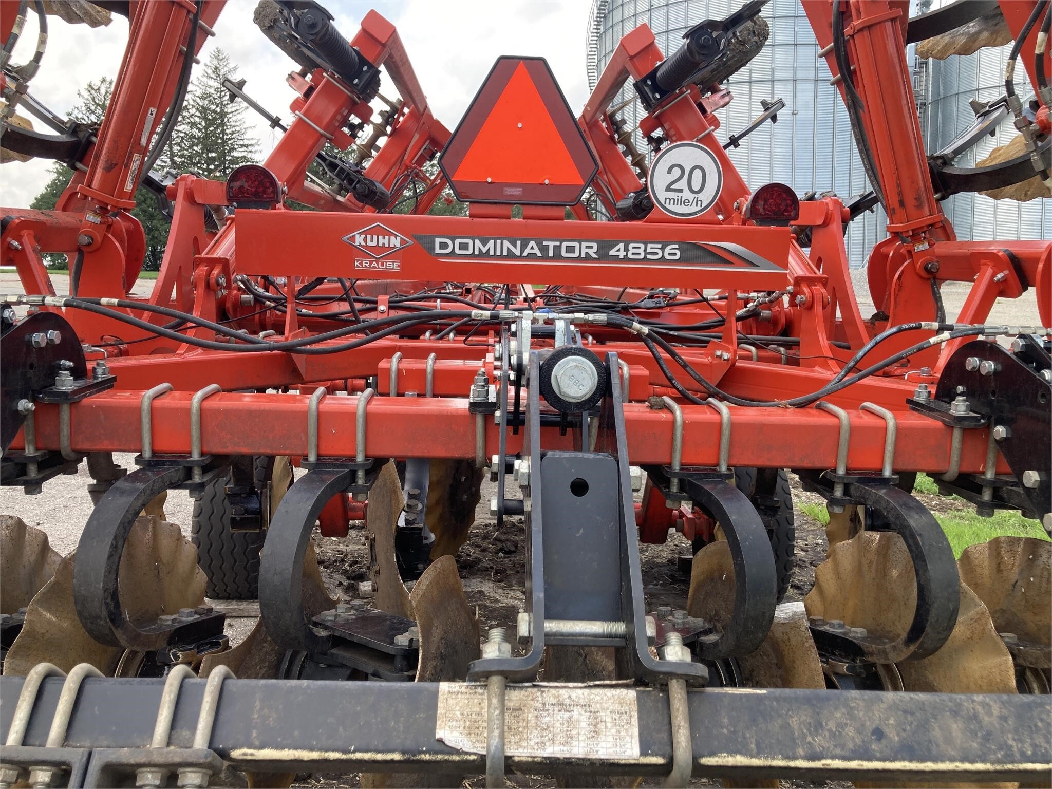 2021 Kuhn Krause 4856-11 V Ripper