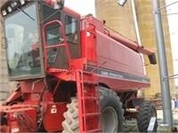 1990 Case IH 1660 Combine