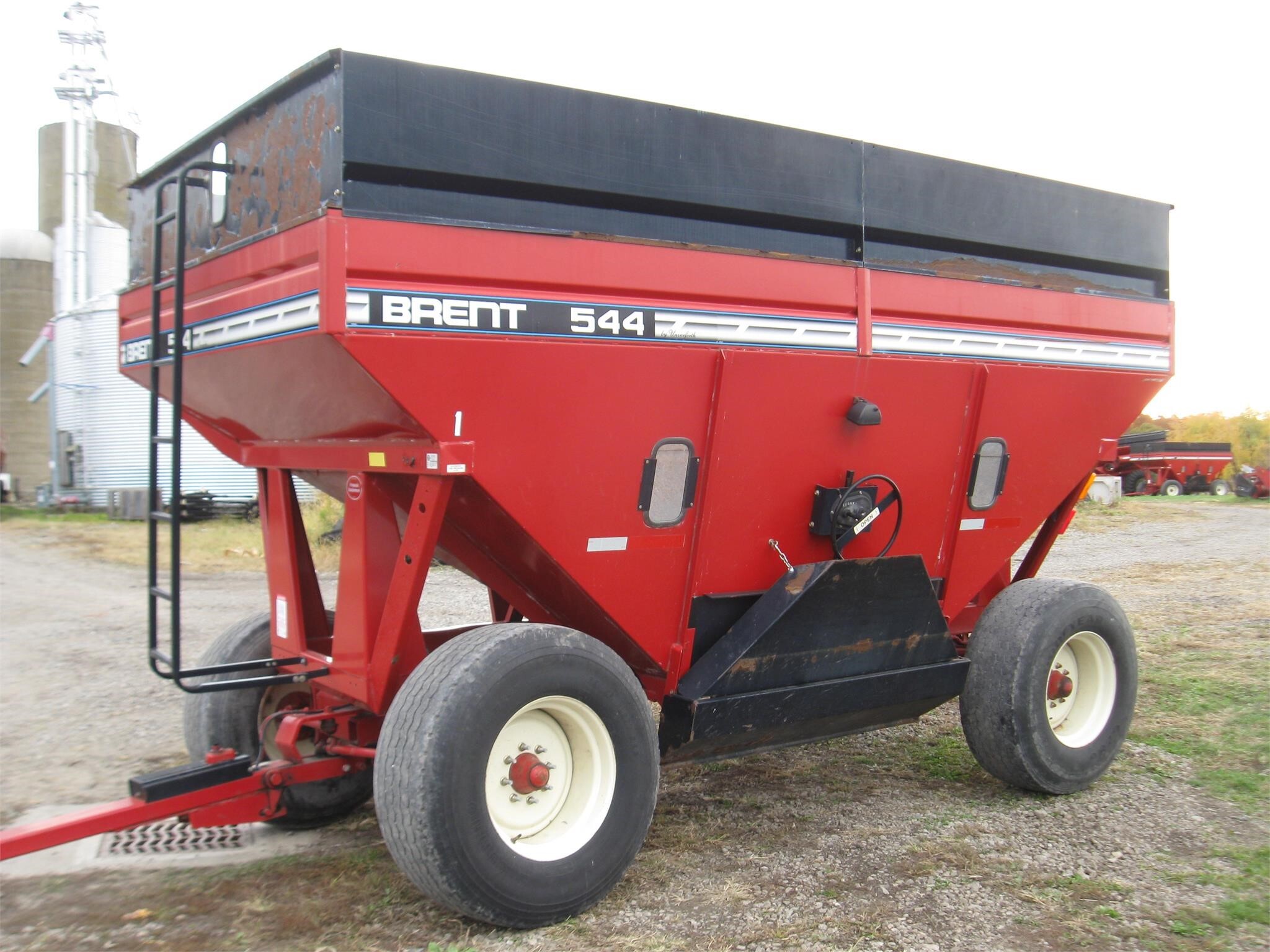  Brent 544 Gravity Wagon