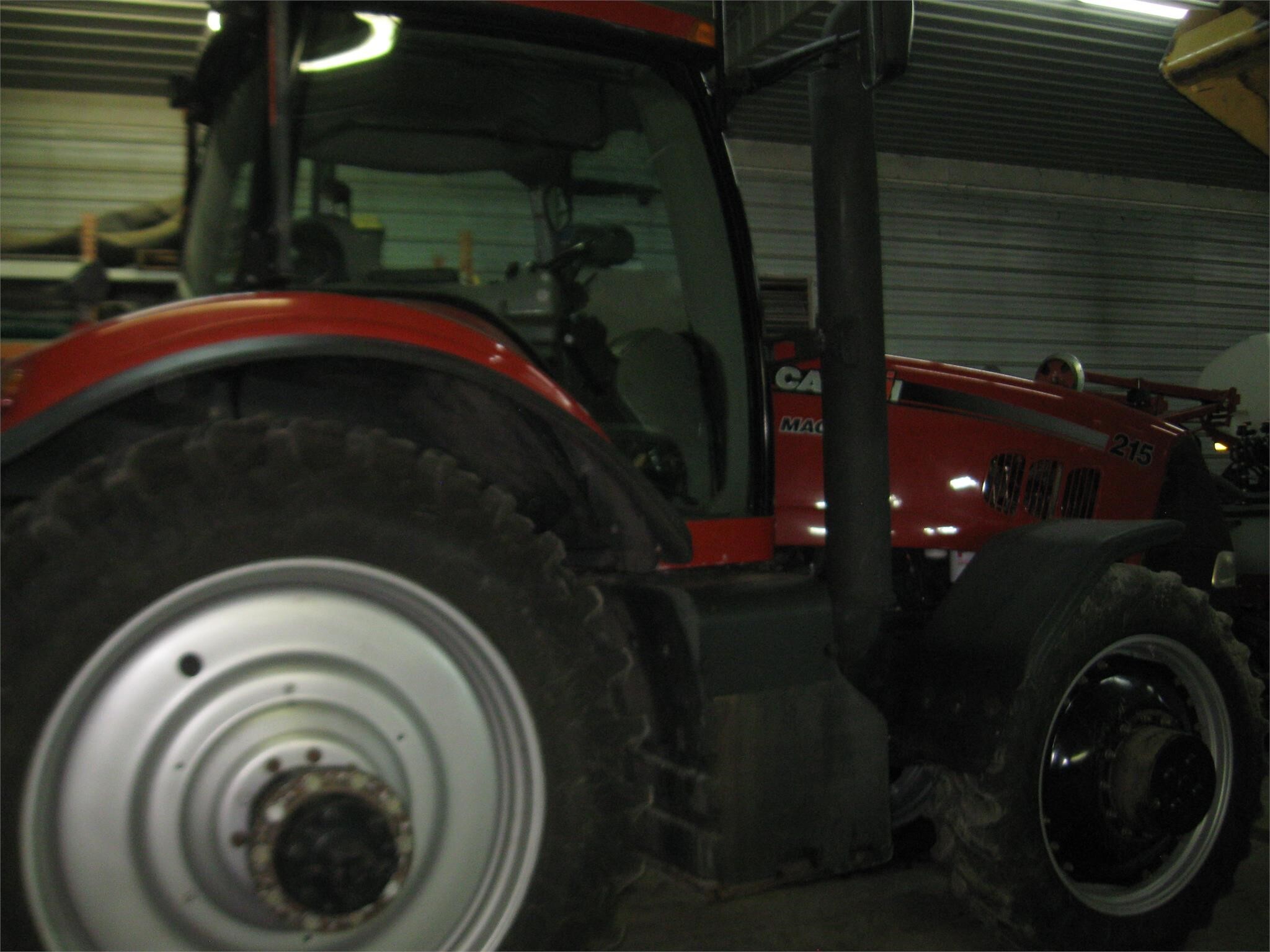 2009 Case IH Magnum 215 Tractor