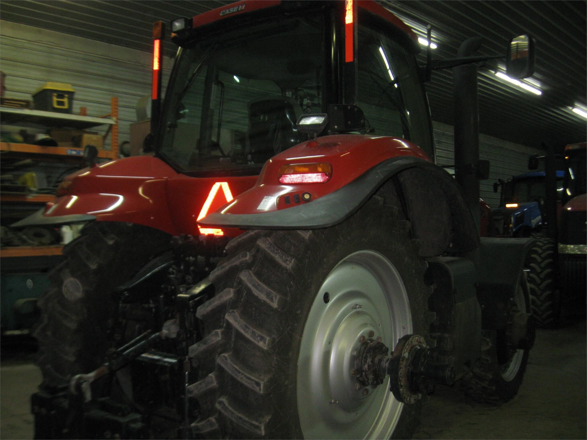 2009 Case IH Magnum 215 Tractor