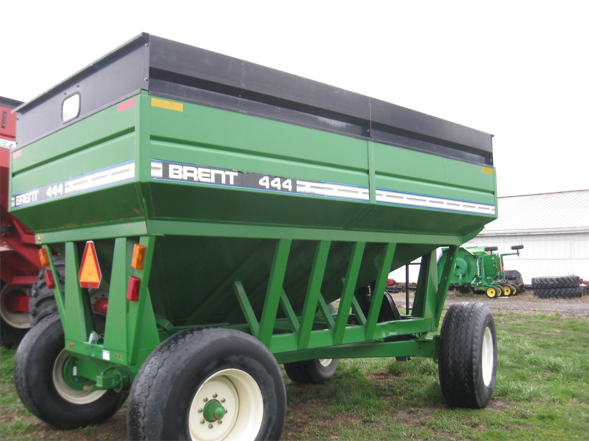 Brent 444 Gravity Wagon