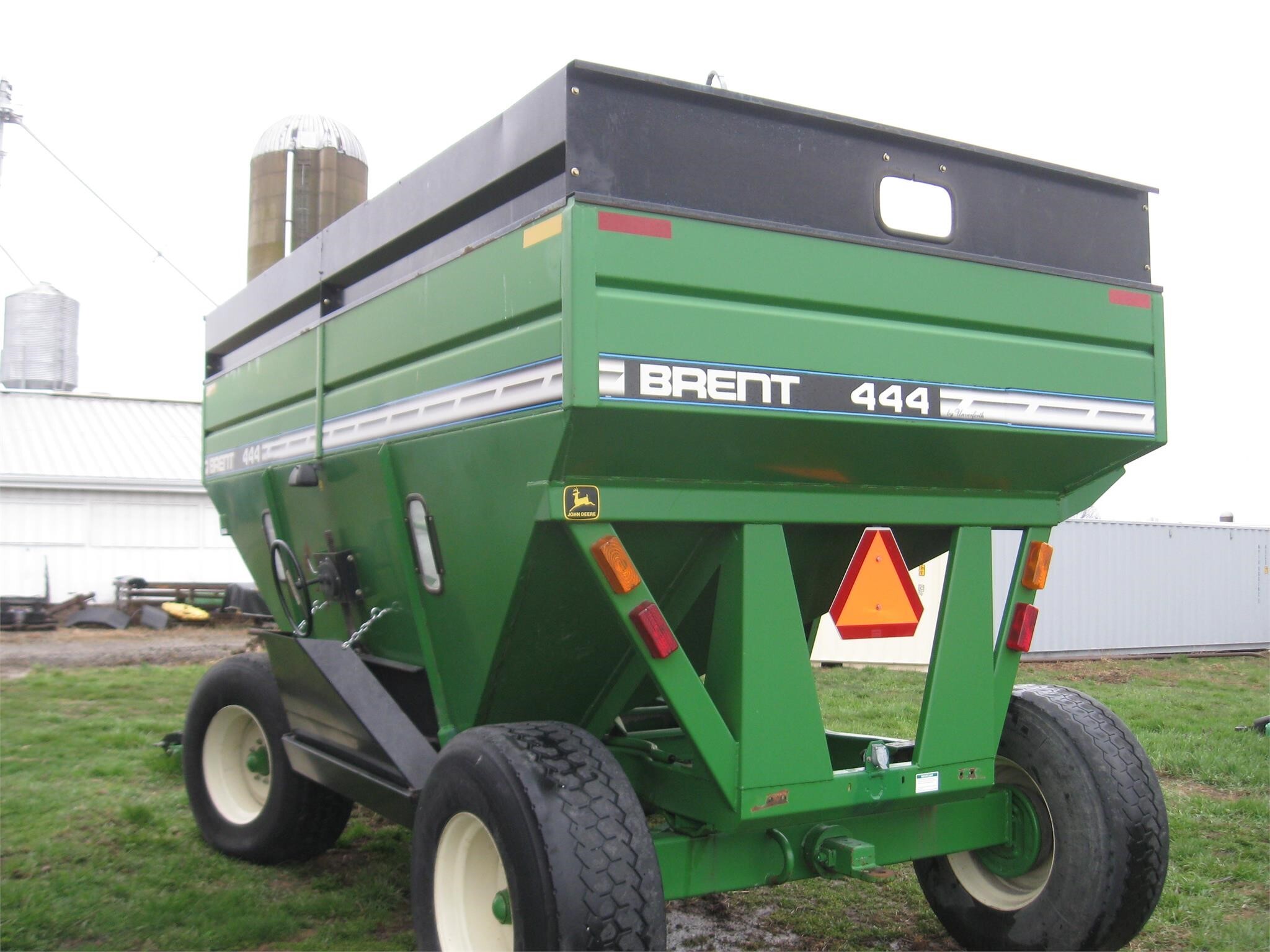  Brent 444 Gravity Wagon