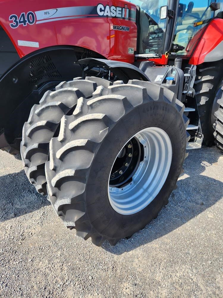 2014 Case IH Magnum 340 Tractor