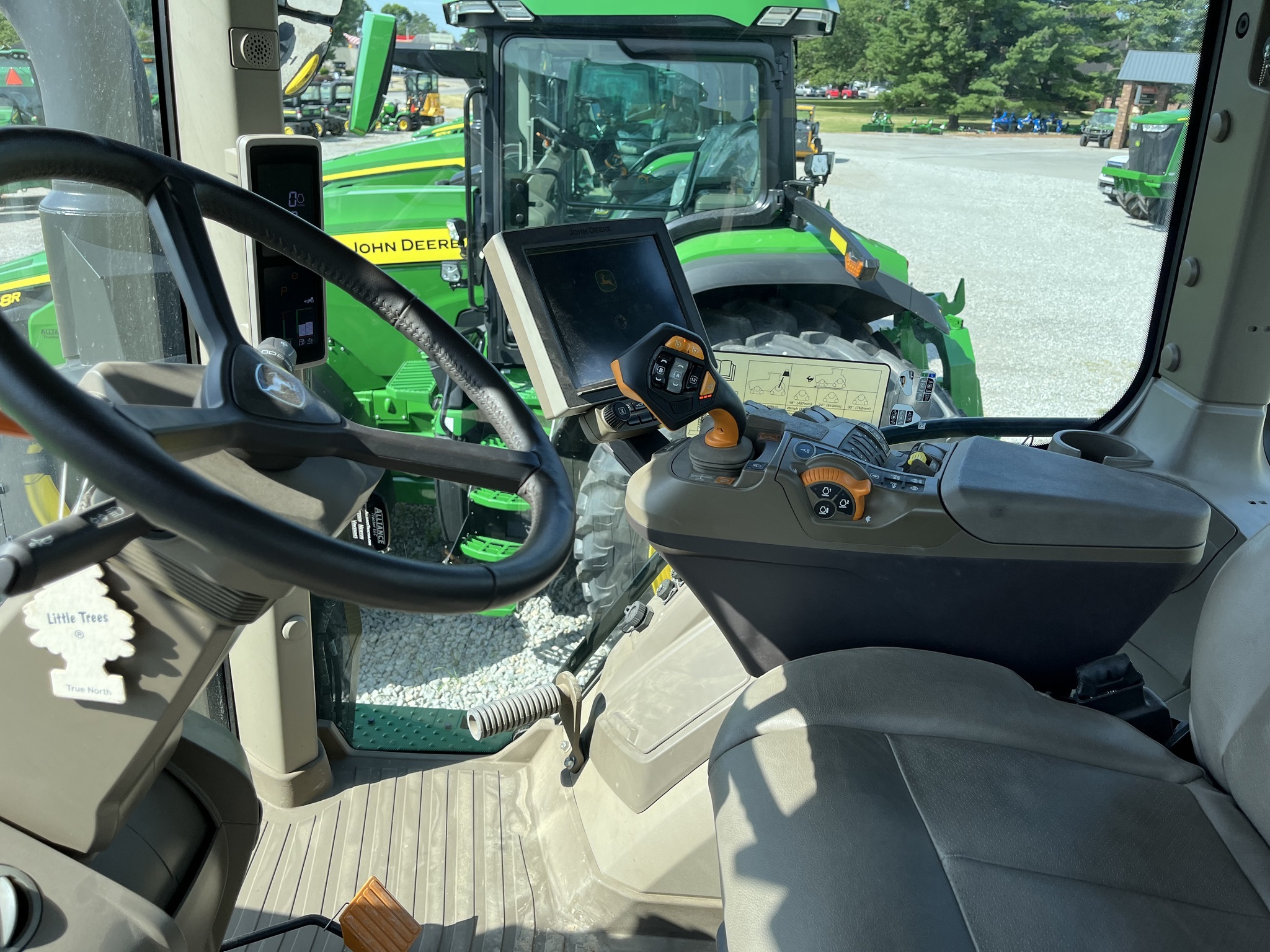 2021 John Deere 8RX 370 Tractor