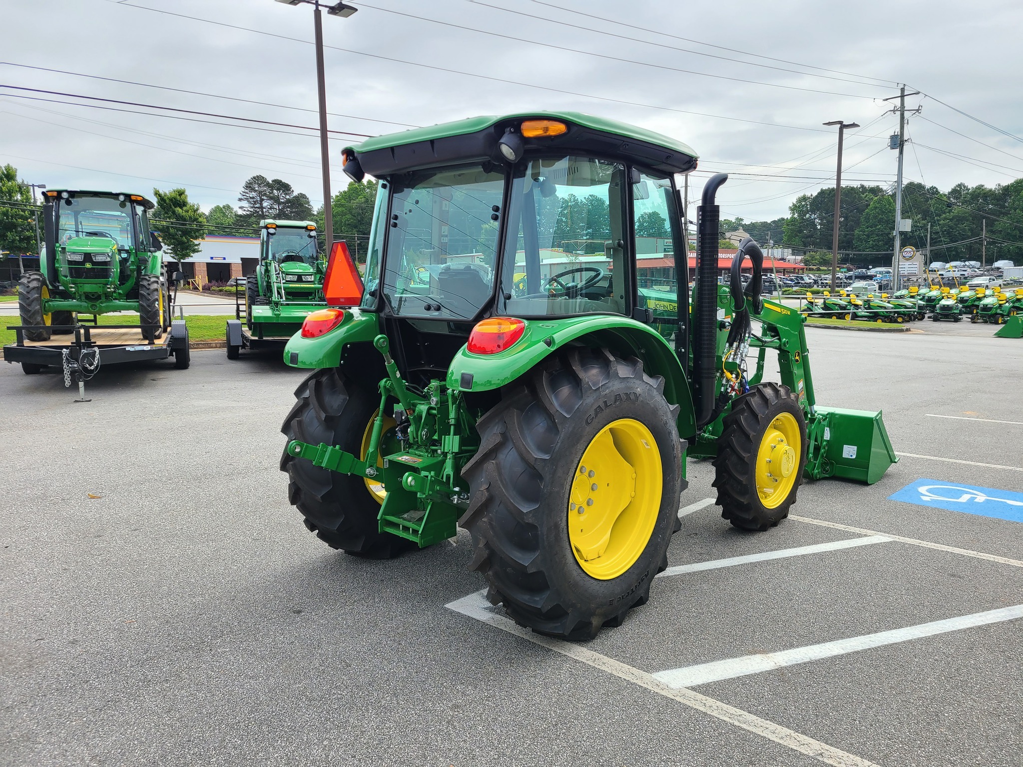 2024 John Deere 5075E Tractor