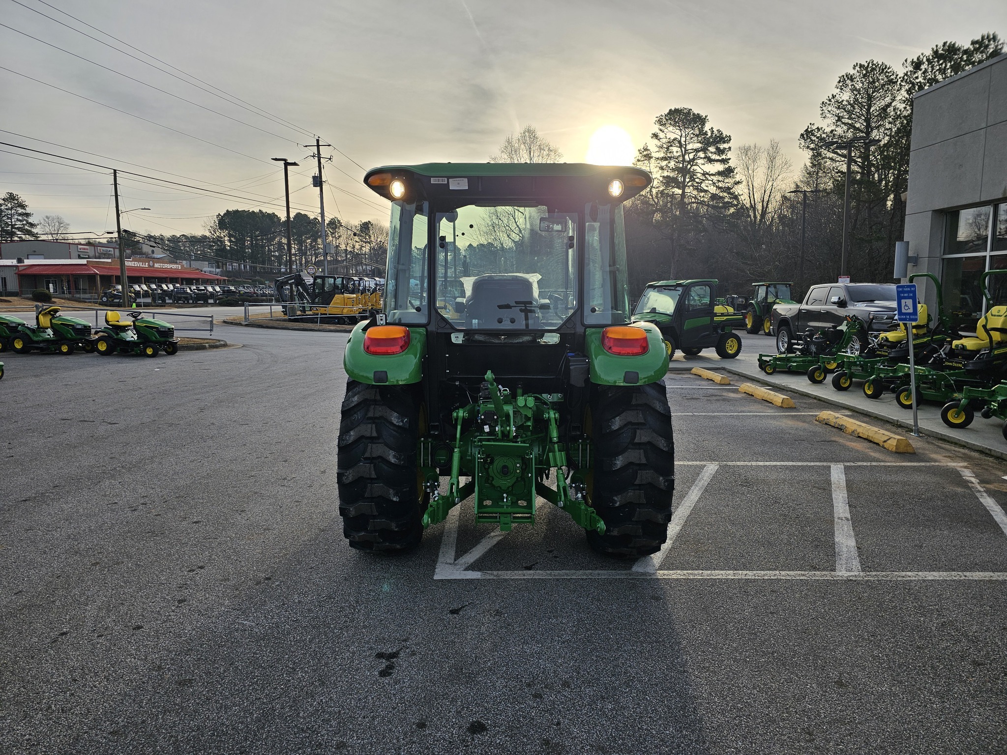 2024 John Deere 5075E Tractor