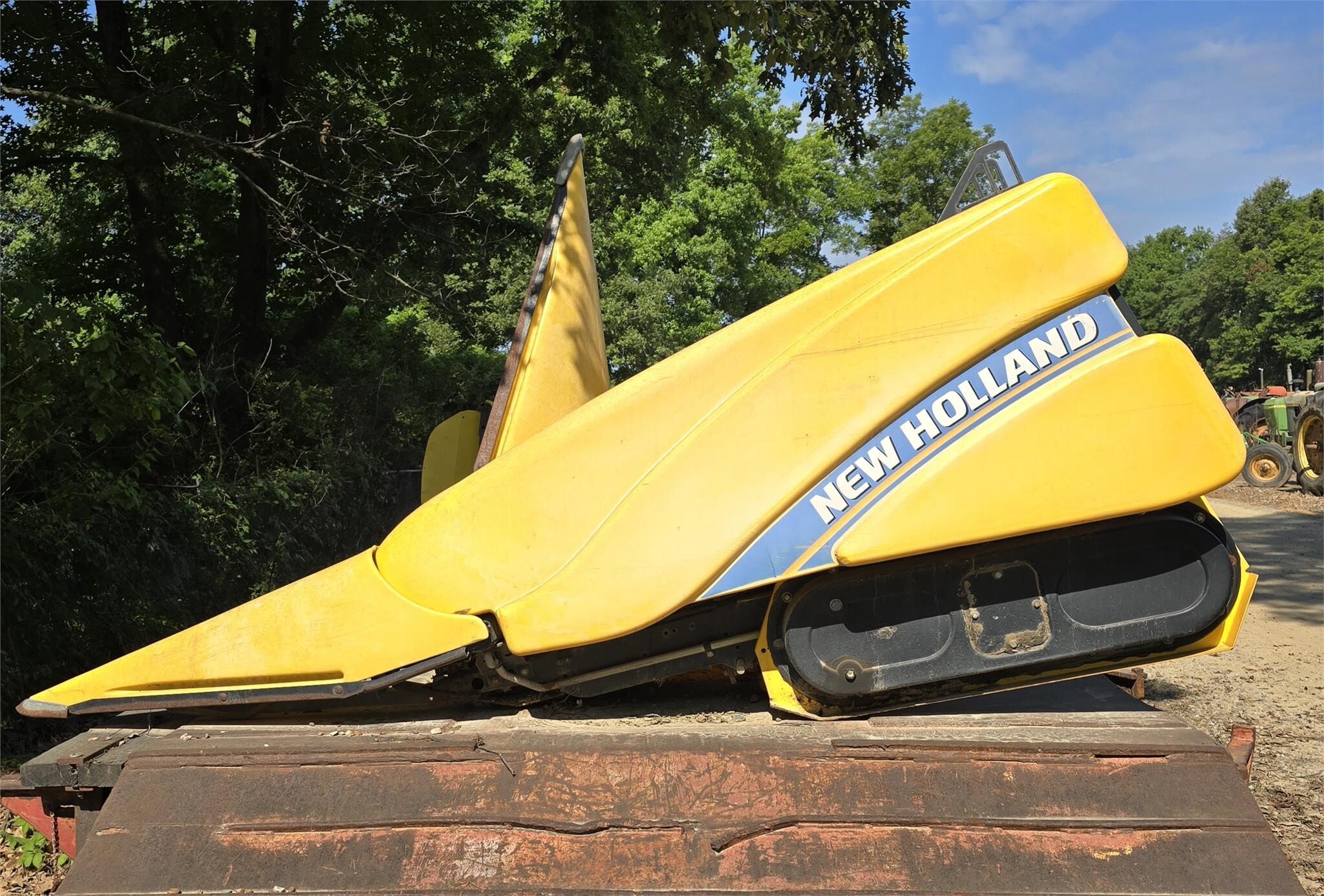 2012 New Holland 98D Corn Head