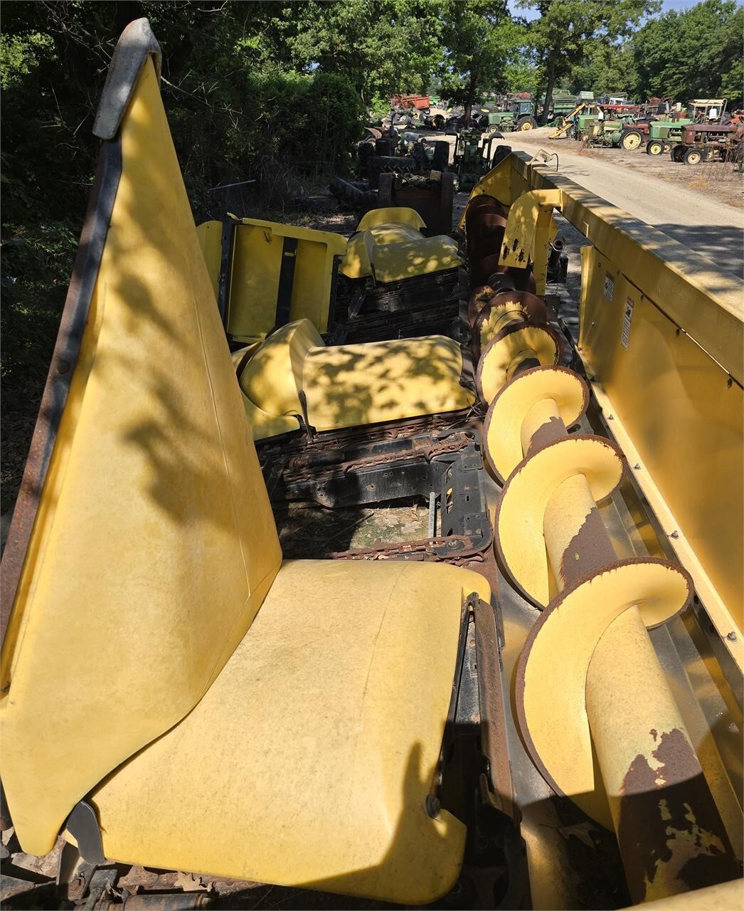 2012 New Holland 98D Corn Head