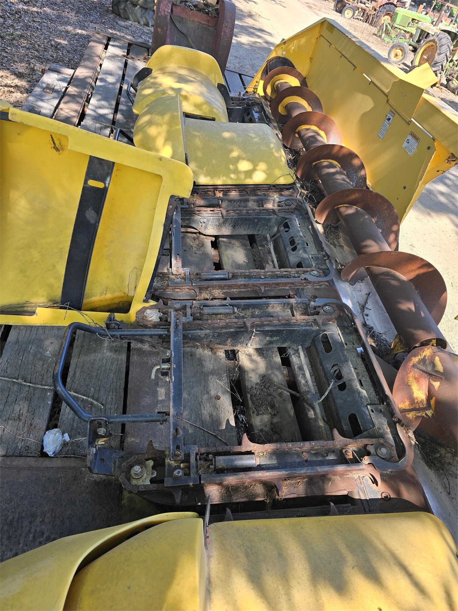 2012 New Holland 98D Corn Head