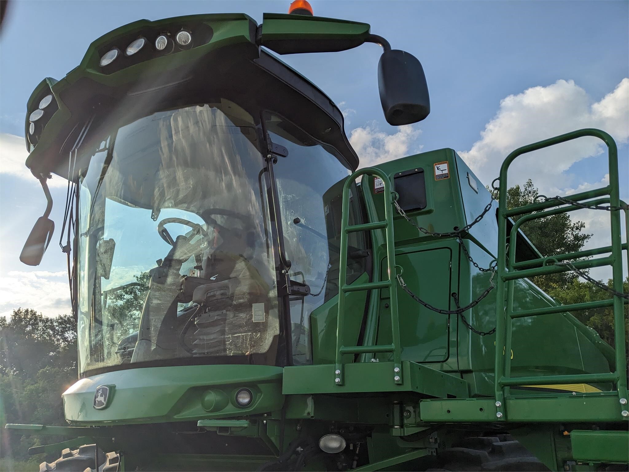 2016 John Deere S690 Combine
