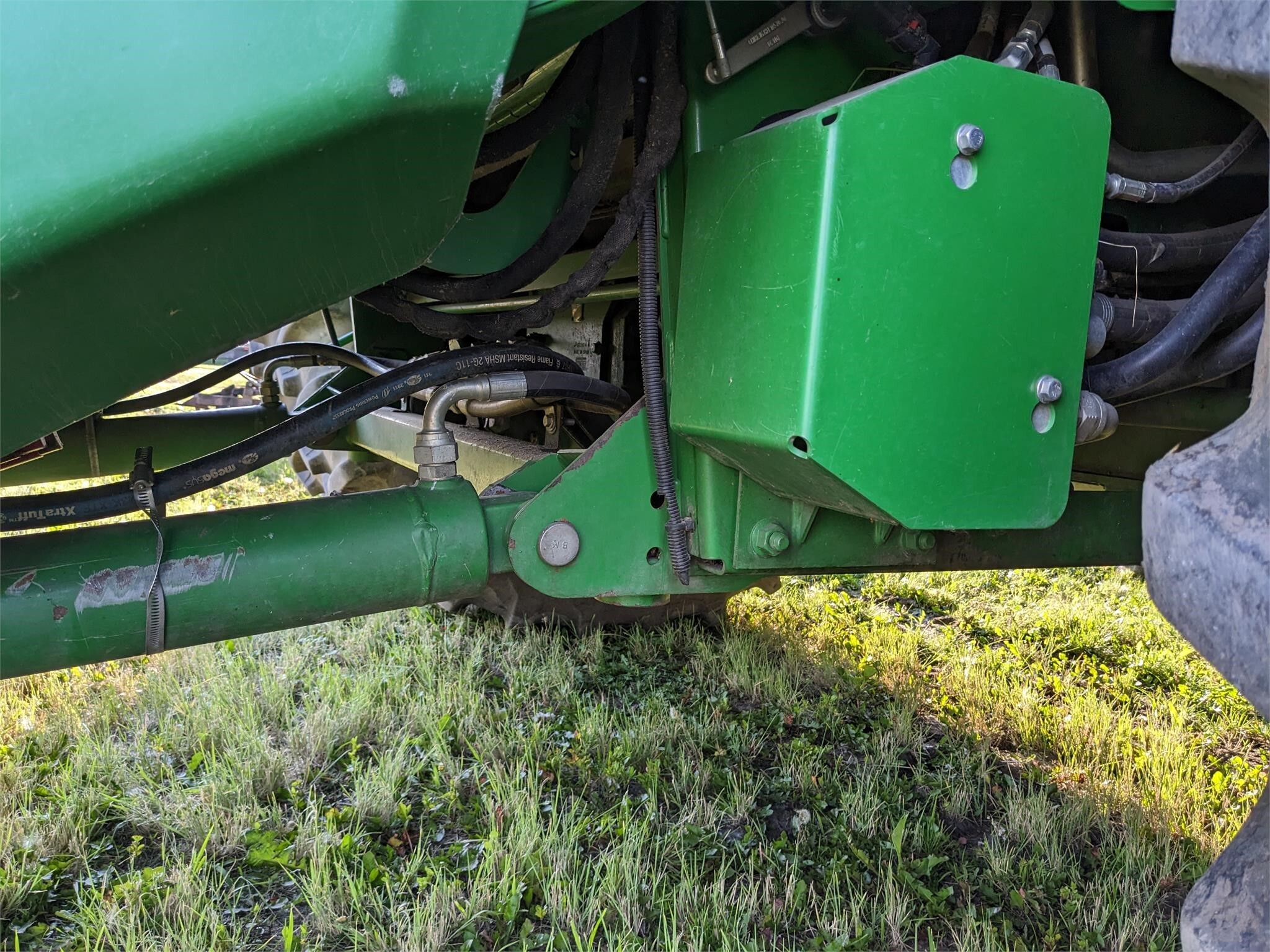 2016 John Deere S690 Combine