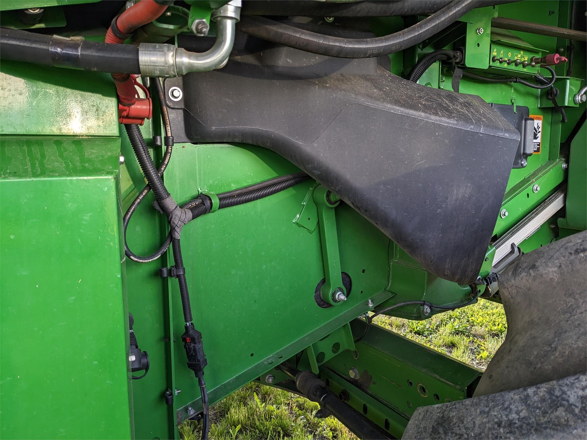 2016 John Deere S690 Combine