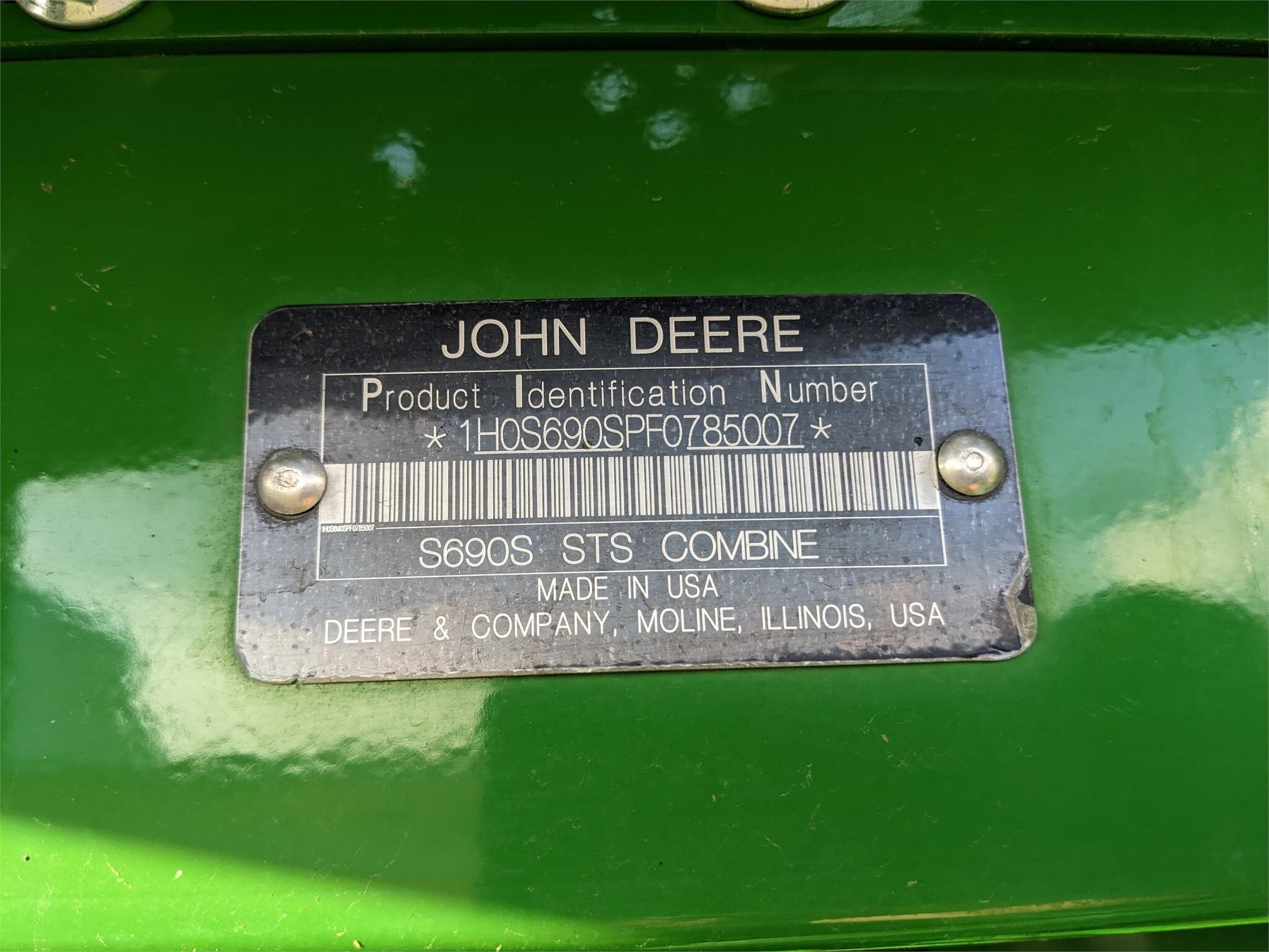 2016 John Deere S690 Combine
