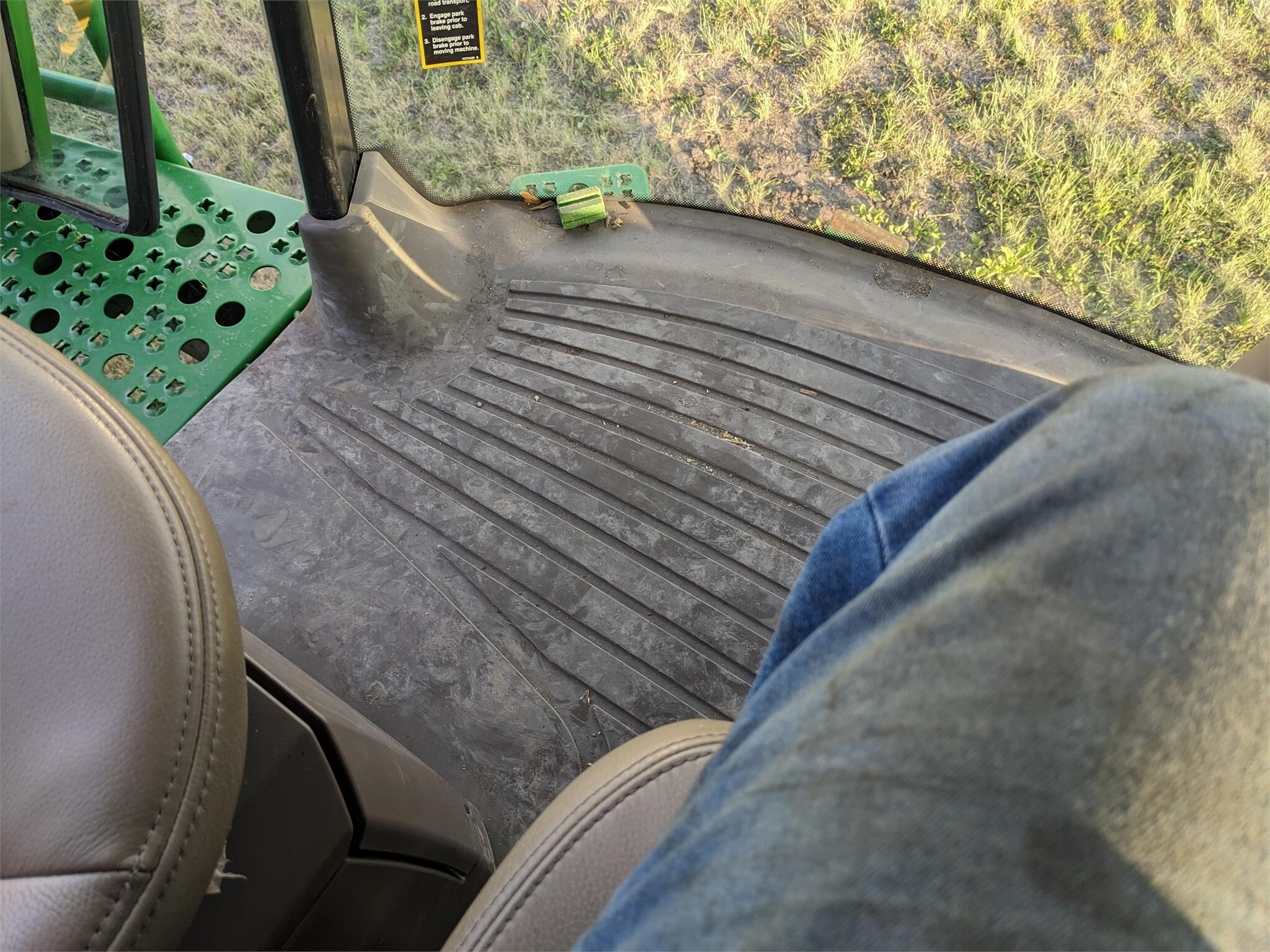 2016 John Deere S690 Combine