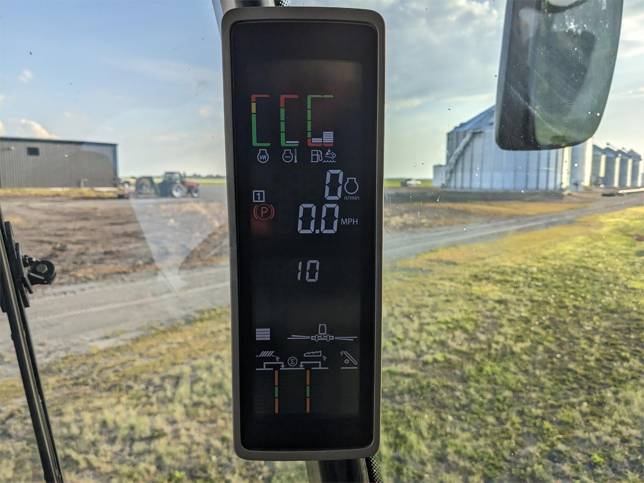2016 John Deere S690 Combine