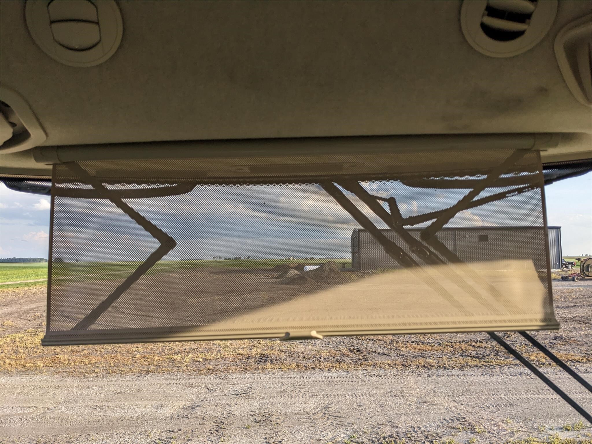 2016 John Deere S690 Combine