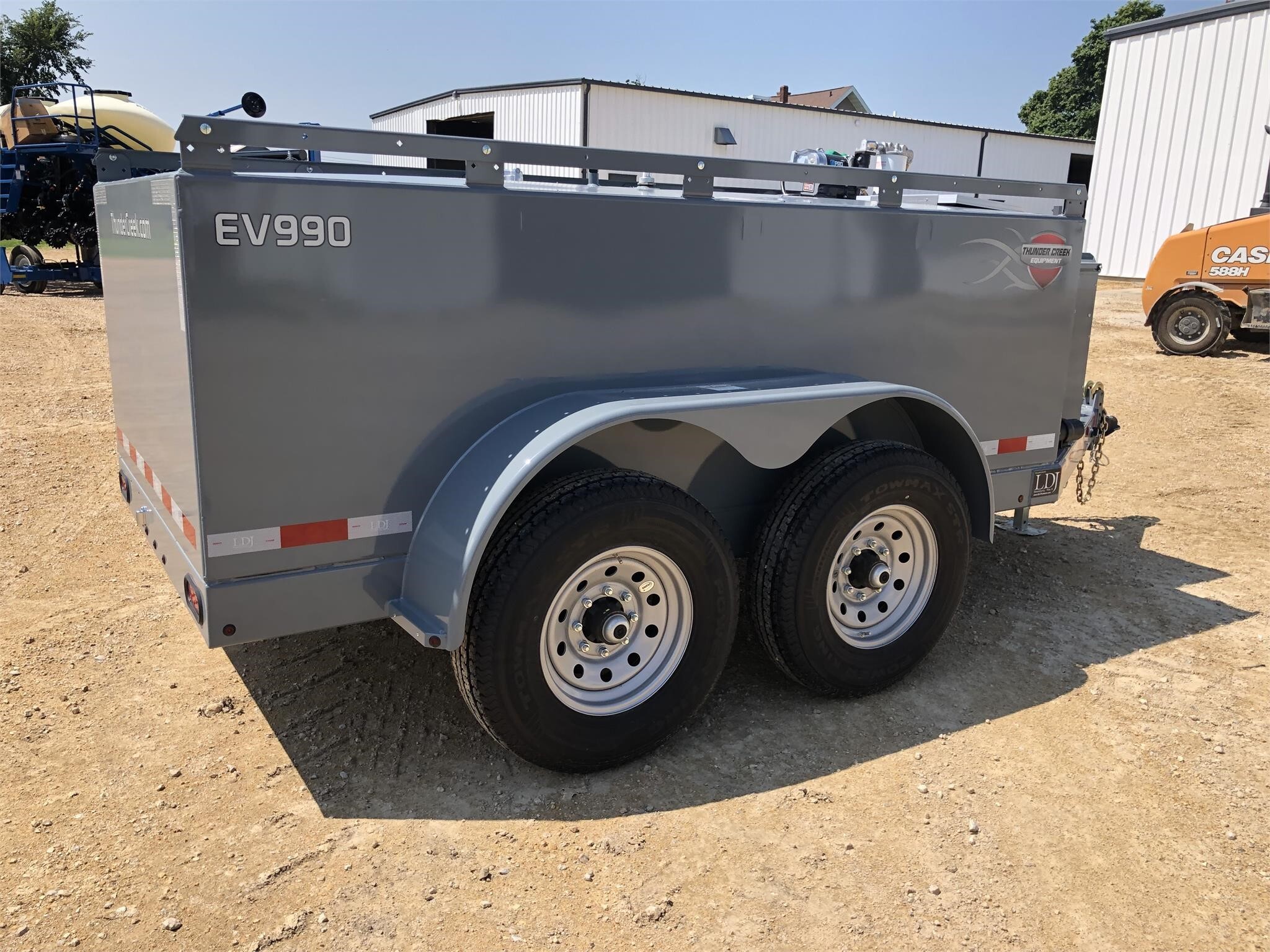 2024 Thunder Creek EV990 Fuel Trucks/Trailer