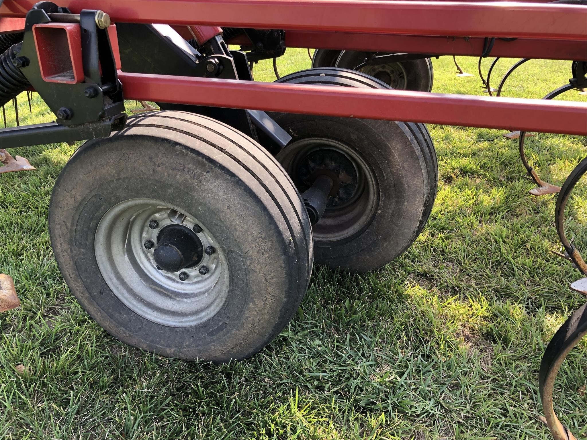2012 Case IH Tigermate 200 Field Cultivator